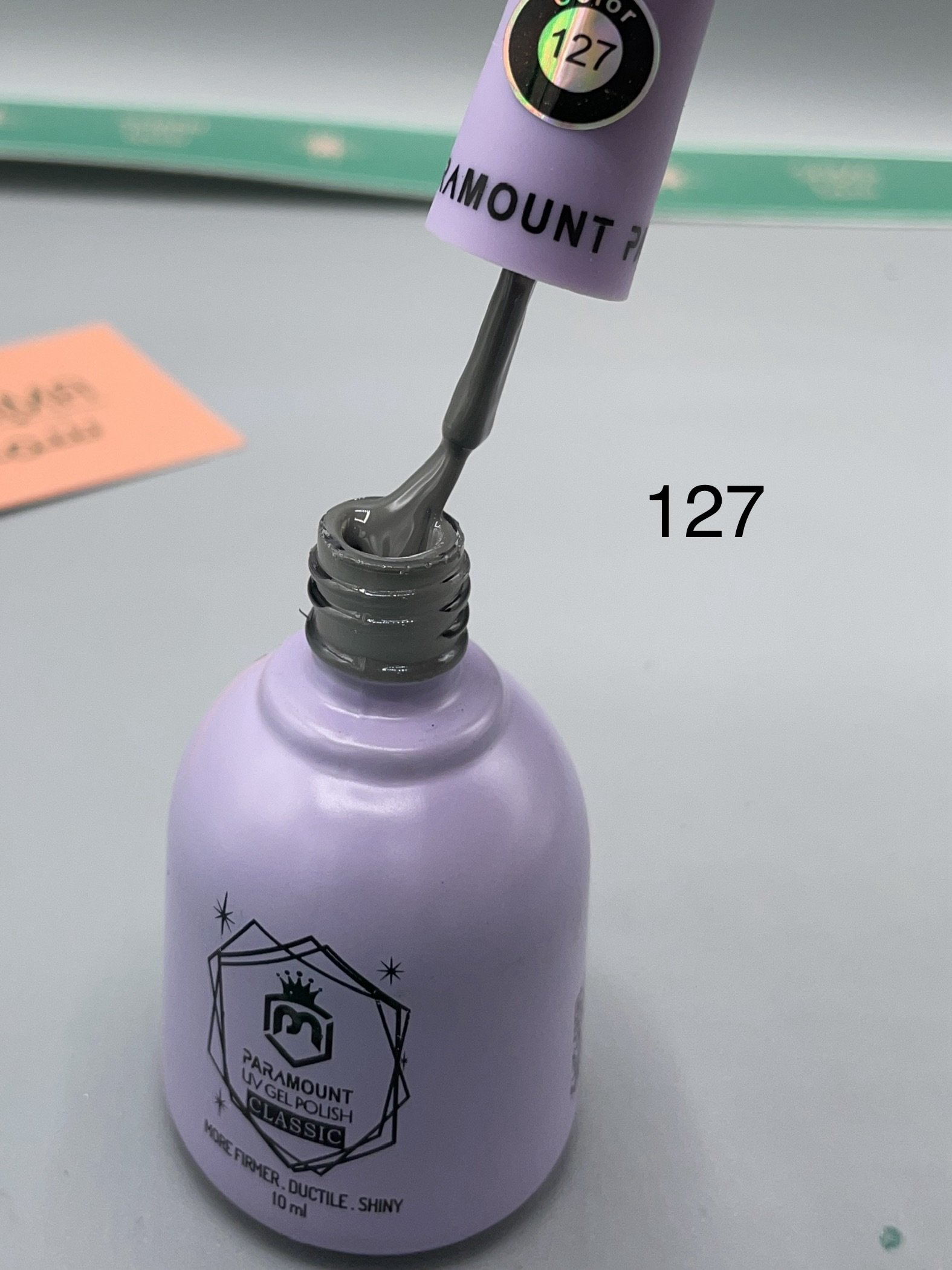 لاک ژل پارامونت ۱۰ میل paramount کد ۱۲۷ رنگ طوسی تیره